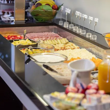 Smart-hotel Minusio, A Swiss Quality Отель Minusio